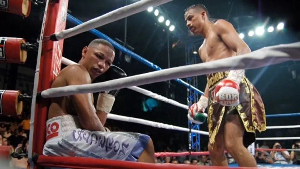Segura ante Vargas este sábado en Tijuana