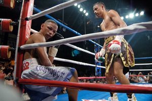 Segura ante Vargas este sábado en Tijuana