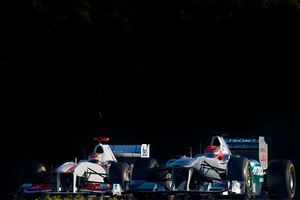 Checo finaliza octavo en el último día de prácticas