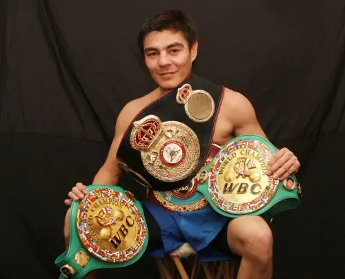 Travieso' Arce irá con Vázquez en abril por cetro Supergallo