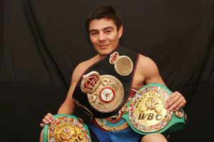 Travieso' Arce irá con Vázquez en abril por cetro Supergallo