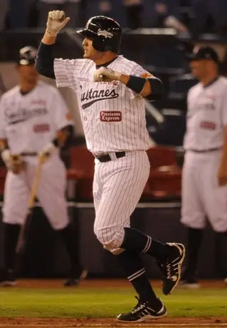 Sultanes superan como visitantes a Monclova