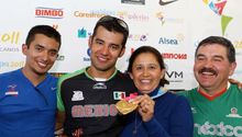 Óscar Soto dedica la medalla de oro a su familia