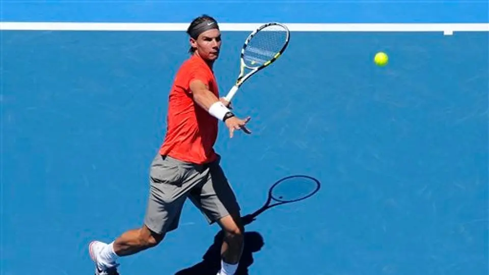 Nadal se clasifica sin mayores contratiempos en Australia