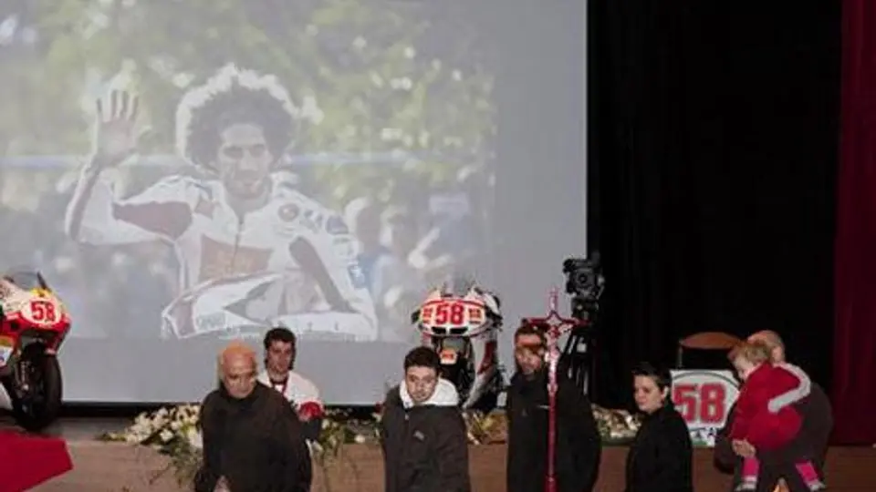 Simoncelli recibe el último adiós
