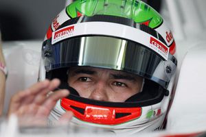 'Problemas con las llantas me perjudicaron': Checo