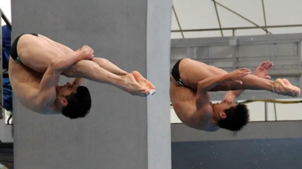 Castillo y Sánchez dan a México el oro en trampolín de 3m