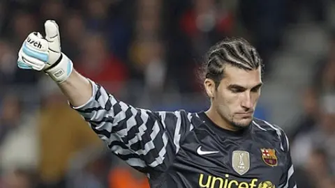 El Barça renueva al suplente de Víctor Valdés