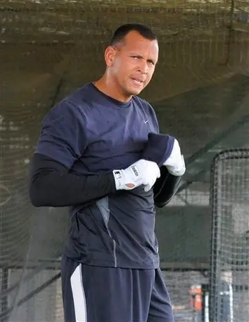 Alex Rodríguez corre las bases en entrenamiento de los Yanquis