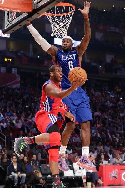 Chis Paul cara a cara con LeBron James | AP