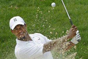 Woods se rezaga en Bridgestone