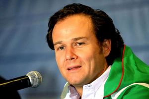 Bernardo de la Garza, satisfecho por el Oro de Alejandra Valencia