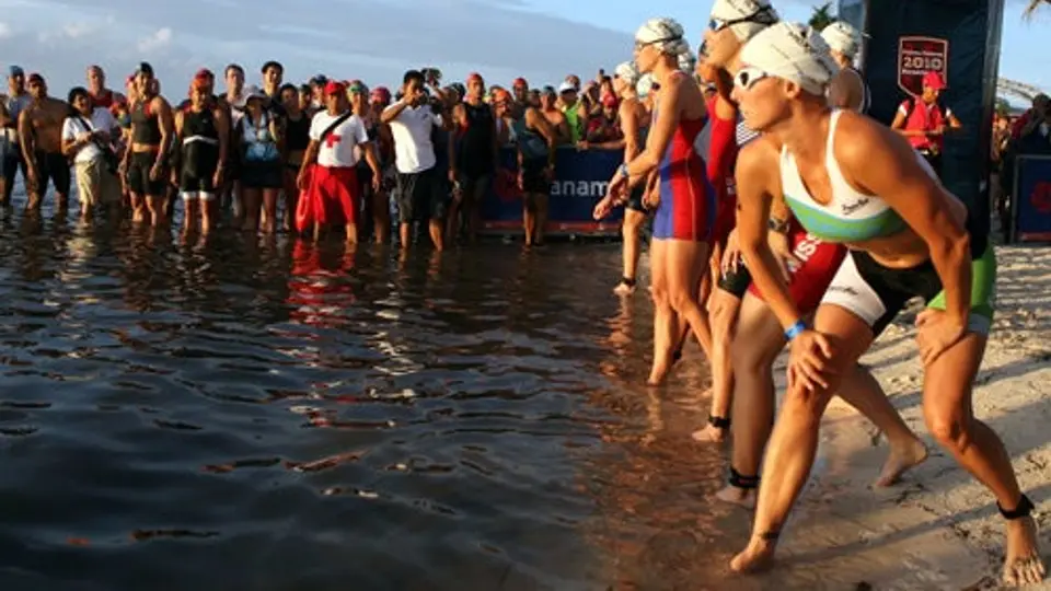 Mujer sufre paro cardiaco en Triatlón de NY