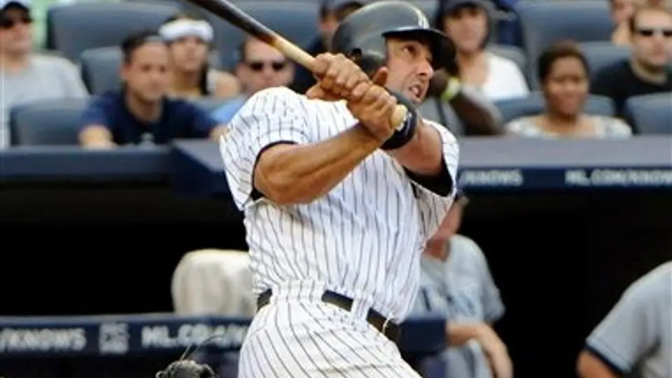 Asegura Jorge Posada que le gustaría continuar en la MLB un año más