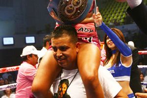 Muciño noquea en el cuarto round y sigue siendo campeona