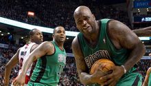 Pierce anota 30 puntos; Boston doblega 93-79 a Raptors