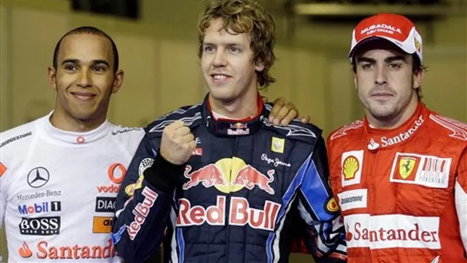 Vettel se lleva la 'pole' de Abu Dhabi