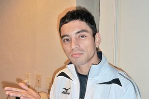 Tras ser noqueado, Montiel ofrece disculpas a la afición