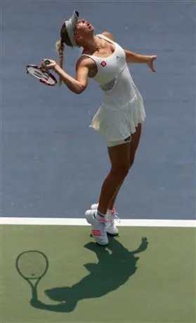 Wozniacki avanzó a la cuarta ronda del US Open