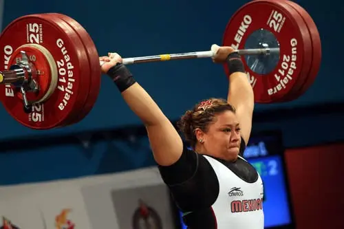Mascorro obtiene el bronce para México en pesas