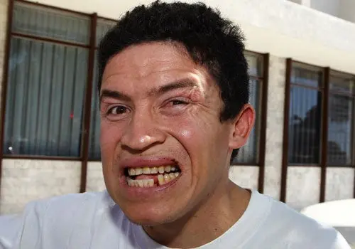 El CMB desconocería al 'Canelo'