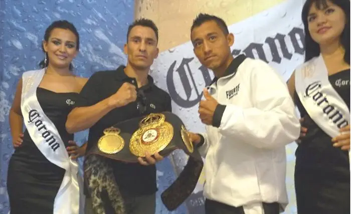 Cázares y Badillo hablarán en el ring