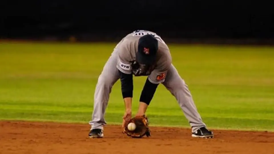 Caen los Sultanes ante los Acereros