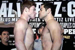 Cumplen 'Canelo' y Gómez el pesaje, todo listo para su combate