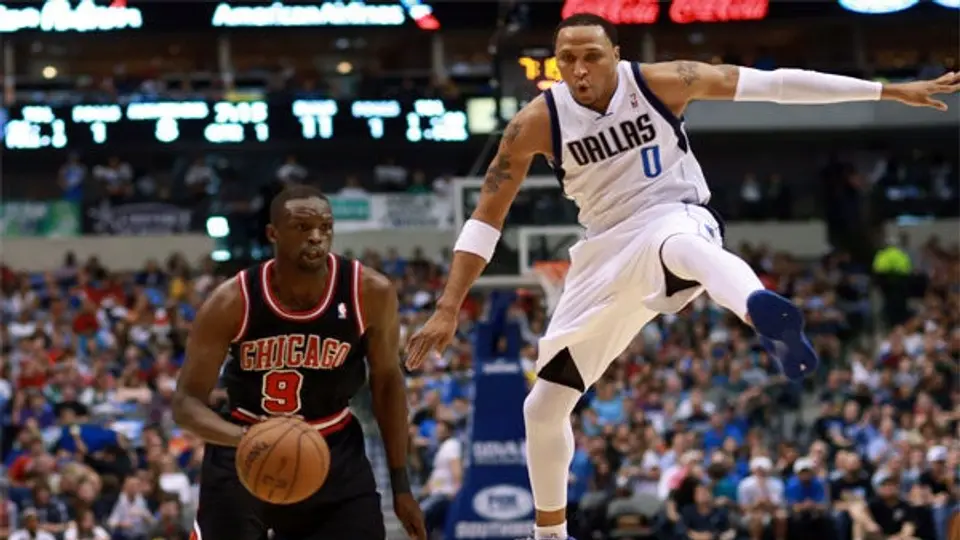 Nowitzki da el triunfo a los Mavericks