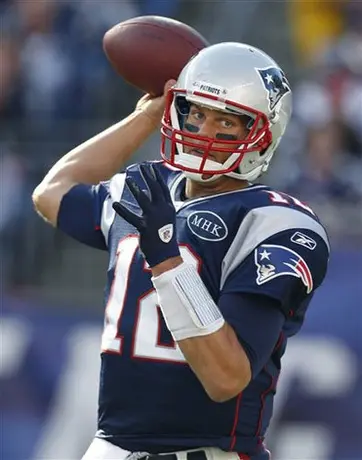 Con otra gran actuación de Brady, Patriotas vence a San Diego