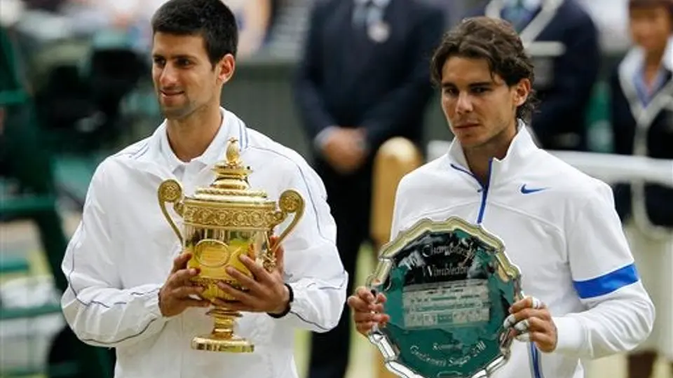 Un sublime Djokovic se impone a Nadal y se corona en Wimbledon