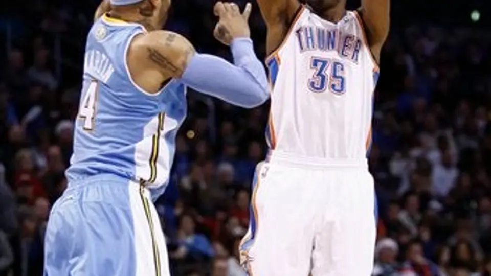 Durant explota a la ofensiva y el Thunder vence 114-106 a Denver