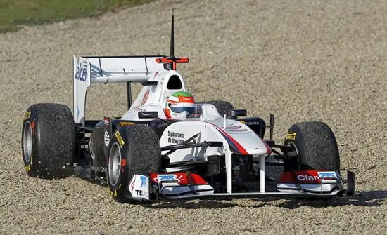 Checo Pérez termina segundo en Jerez
