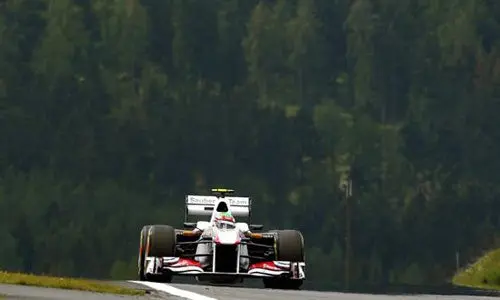 Checo espera poder sumar puntos en Hungría