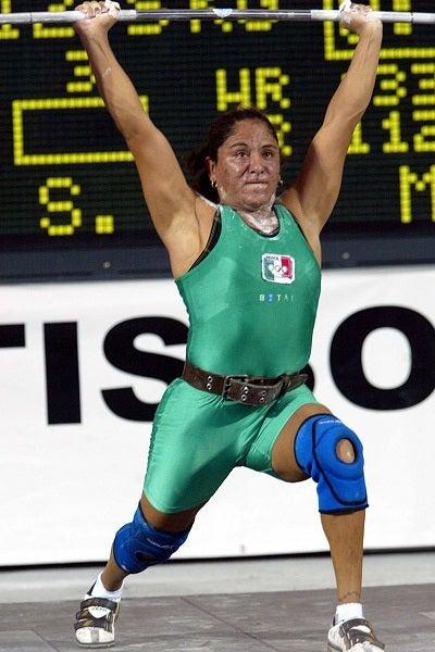 Jiménez en acción, en los Centroamericanos de El Salvador 2002, donde ganó la plata | RÉCORD
