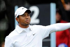 Woods se aleja del líder en Masters de Australia
