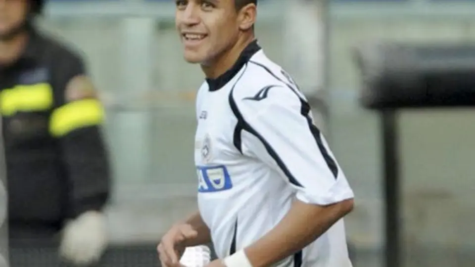 Comparan a Alexis Sánchez con Cristiano Ronaldo