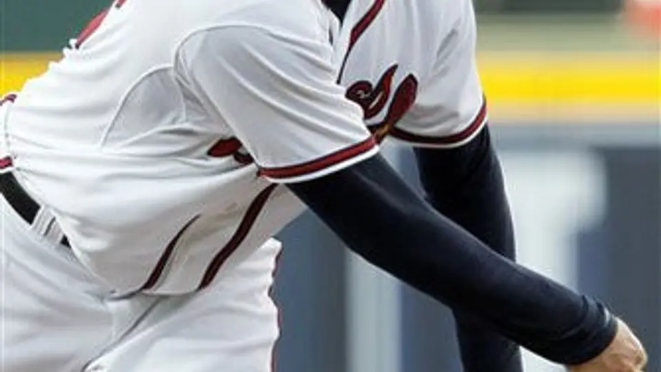 Derek Lowe llega a Cleveland