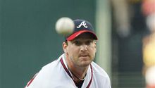 Derek Lowe llega a Cleveland