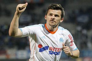 Barton llama 'vieja bruja' a Margaret Tatcher