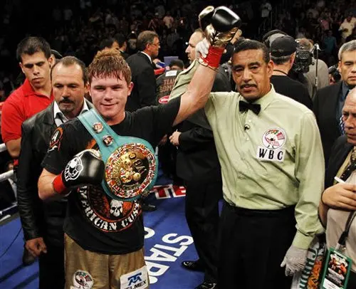 El pleito Canelo-Chávez Jr. se daría en abril