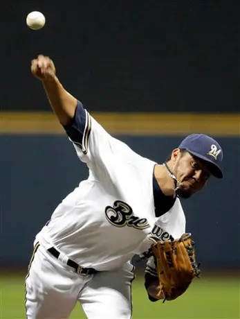 Abrirá Gallardo primer juego de postemporada para Milwaukee