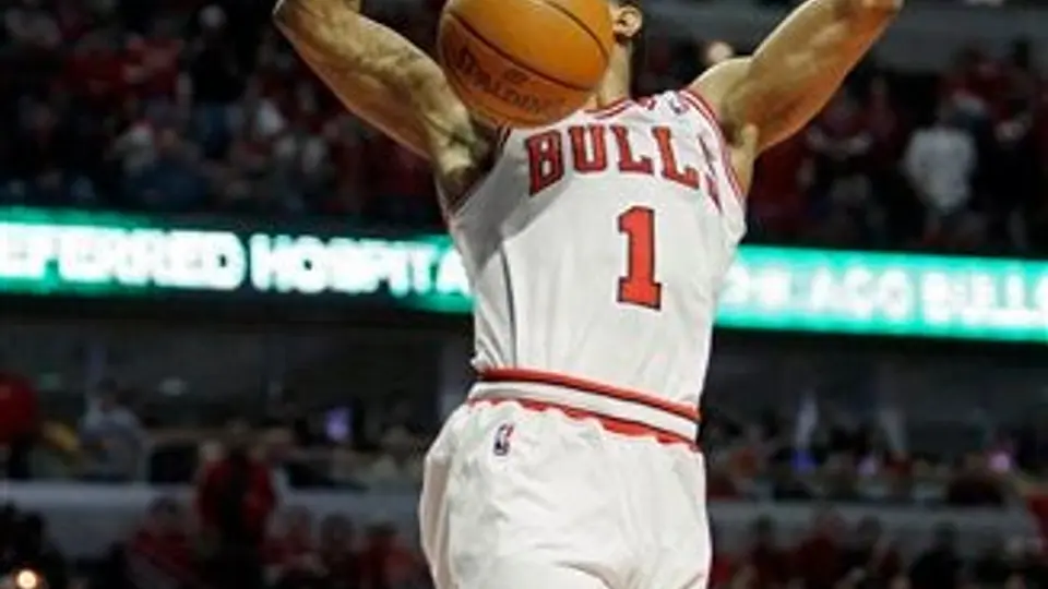 Los Bulls ganan con apuro 104-99 ante los Pacers