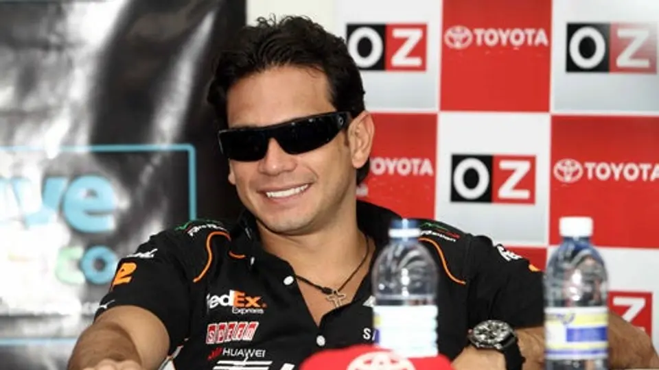 Quiroga se mantiene como líder de la Nascar México