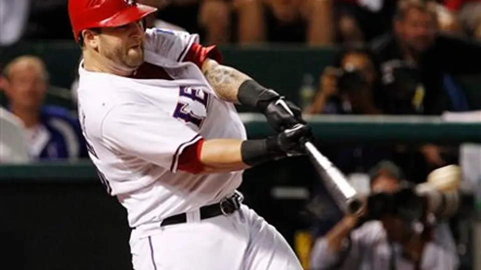 Rangers se recupera y vence 8-6 a Tampa Bay