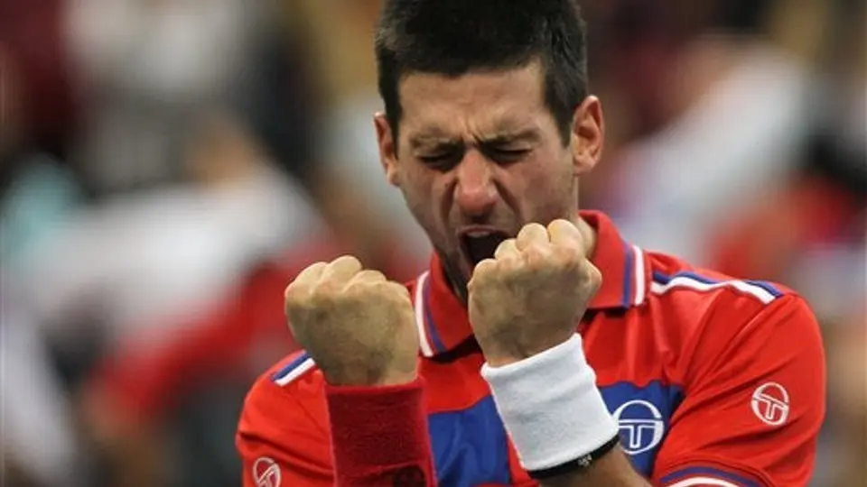 Djokovic vence a Monfils y empata la final de Copa Davis