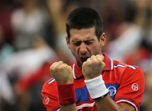 Djokovic vence a Monfils y empata la final de Copa Davis