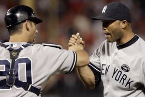 Yanquis niegan arbitraje salarial a Jeter y Rivera