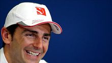De la Rosa está entusiasmado por suplir a Checo Pérez