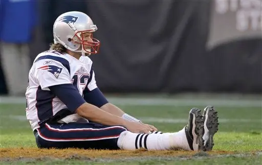 Mangini supera a Bellichick; Cafés aplastan 34-14 a Patriotas